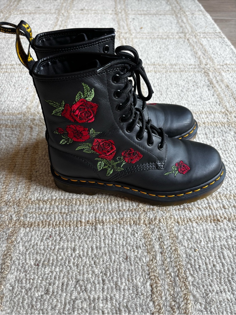 Dr Martens 1460 Vonda Rose Boots